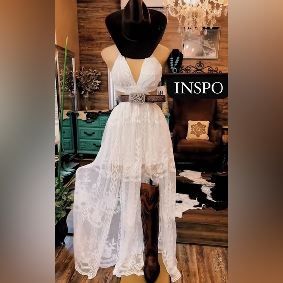 OFF WHITE LACE MAXI DRESS WITH CUT OUT - Picture 1 of 13